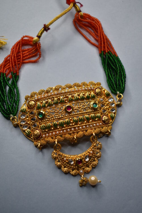 Gold Plated White Kundan Studded Jewellery Set