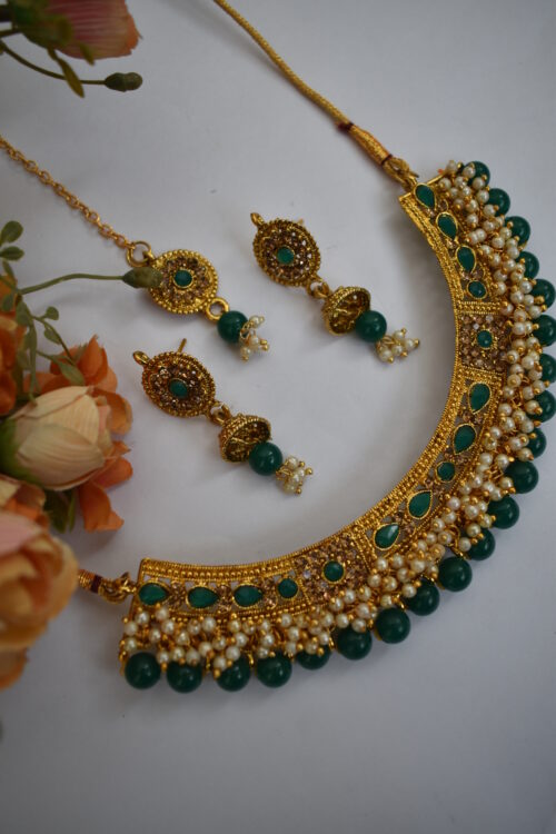 Pearl And Stone Studded Necklace Set