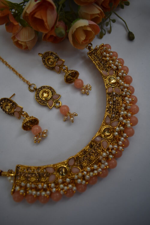 Pearl And Stone Studded Necklace Set