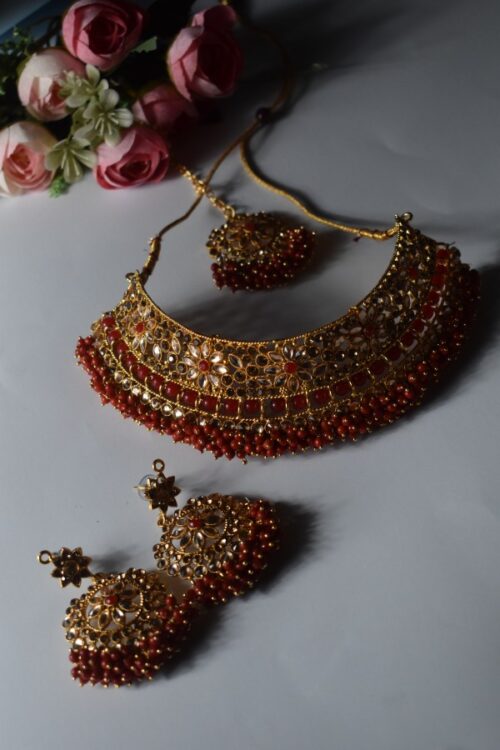 Shimmery Gold Stones Pearl Beaded Necklace Set