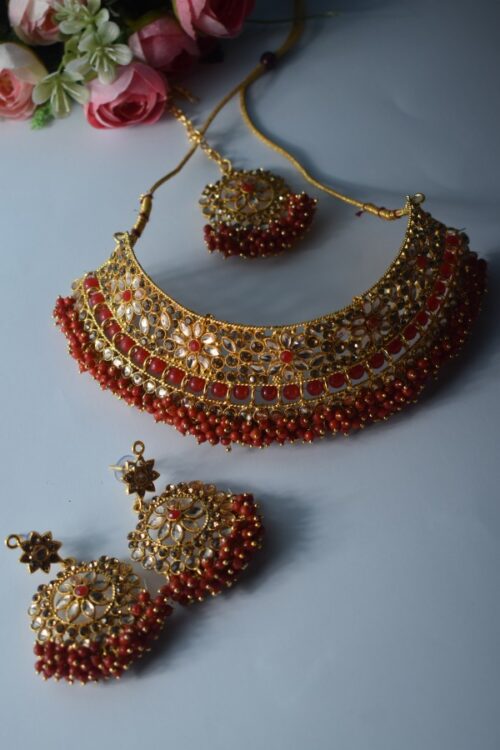 Shimmery Gold Stones Pearl Beaded Necklace Set