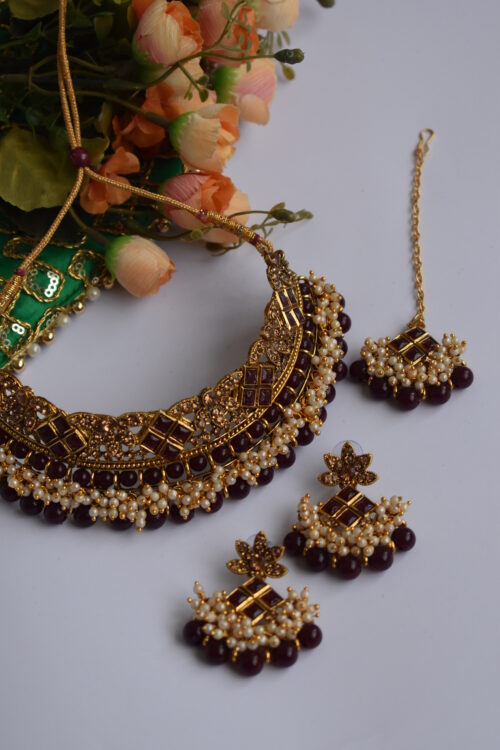 Gold Toned Stone Studded Beads Necklace Set