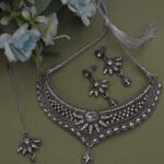 White Kundan Embellished Jewellery Set