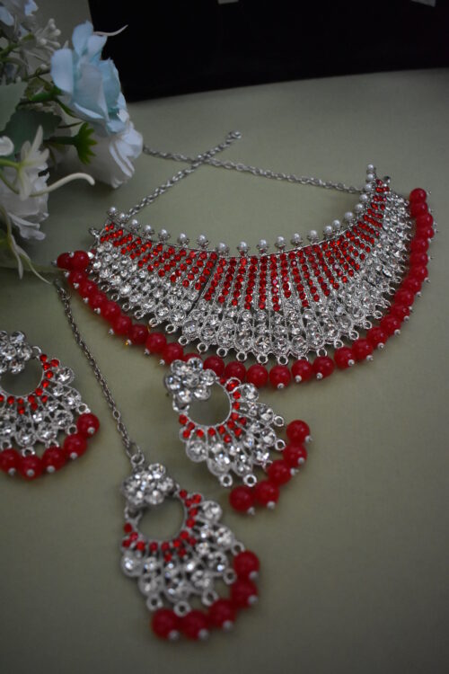 Stone Embellished Pearl Necklace Set