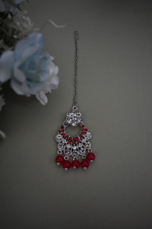 Stone Embellished Pearl Necklace Set