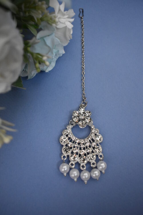 Stone Embellished Pearl Necklace Set