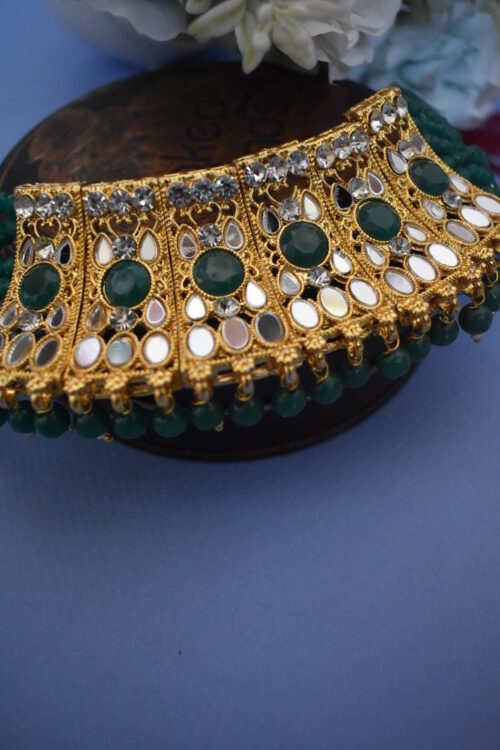 Kundan Choker Set With Maang Tikka