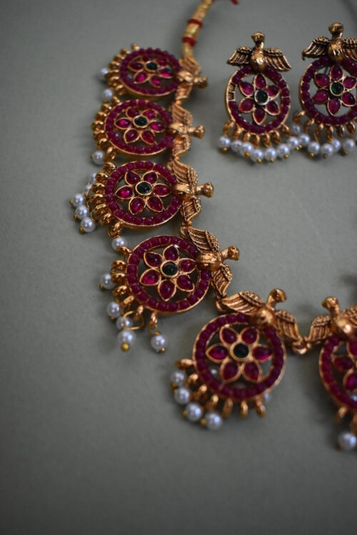 Stone Studded Pearl Necklace Set