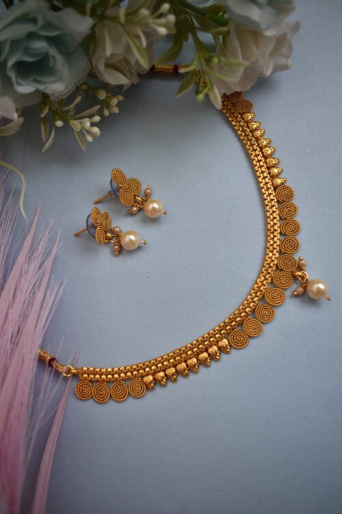 Traditional Wedding Wear Gold Toned Necklace Set