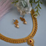 Indian Style Gold Forming Necklace Set