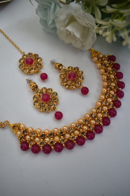 Gold Stones And Beads Necklace Set