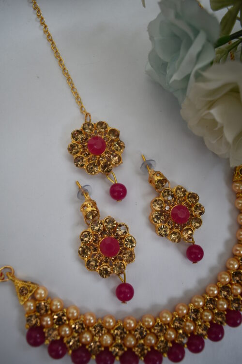 Gold Stones And Beads Necklace Set