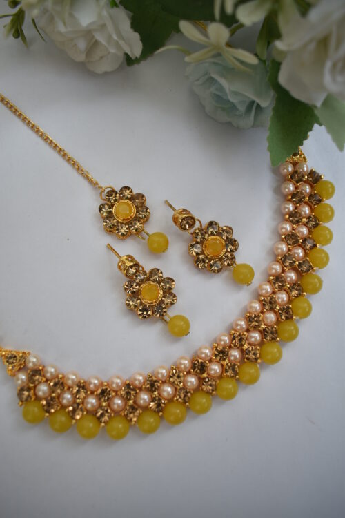 Gold Stones And Beads Necklace Set