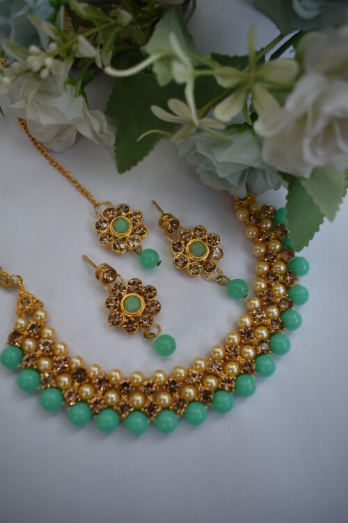 Gold Stones And Beads Necklace Set