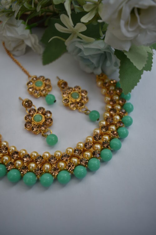 Gold Stones And Beads Necklace Set