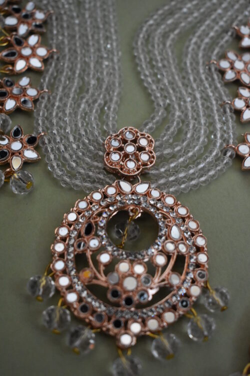 Rose Gold Mirror And Beads Studded Necklace Set With Paasa