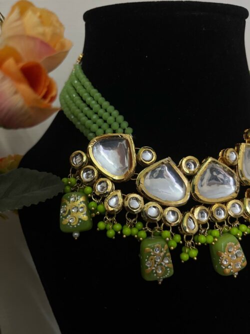 Gold Toned Big Kundan Studded Choker Necklace Set
