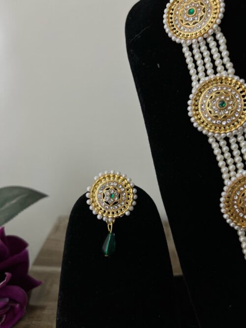 Traditional Pearl Necklace Set