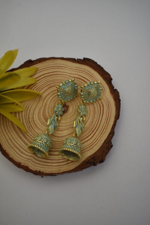 Gold Toned Jhumki Earrings