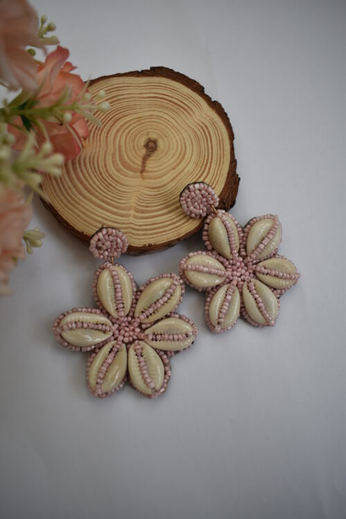 Handcrafted Seashell Flower Fashion Earrings