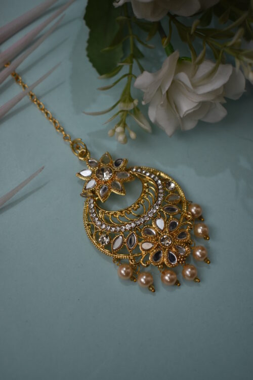 Mirror And Pearl Golden Earrings Set