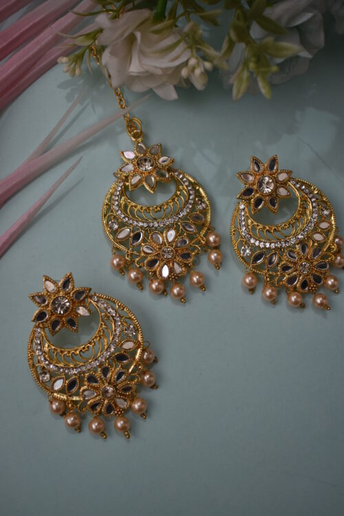 Mirror And Pearl Golden Earrings Set